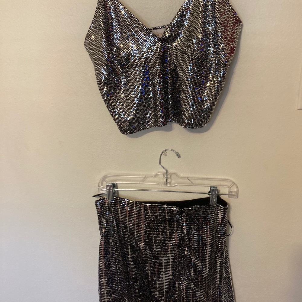 Sequin set! Top is a size L  skirt is M